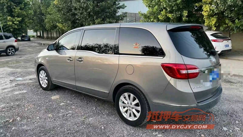 保定17年别克GL88