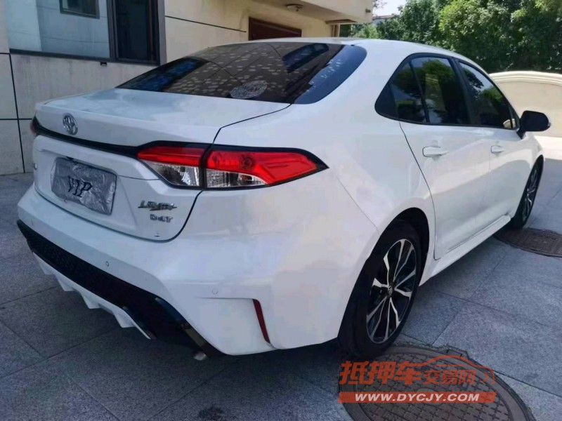 保定21年丰田雷凌4