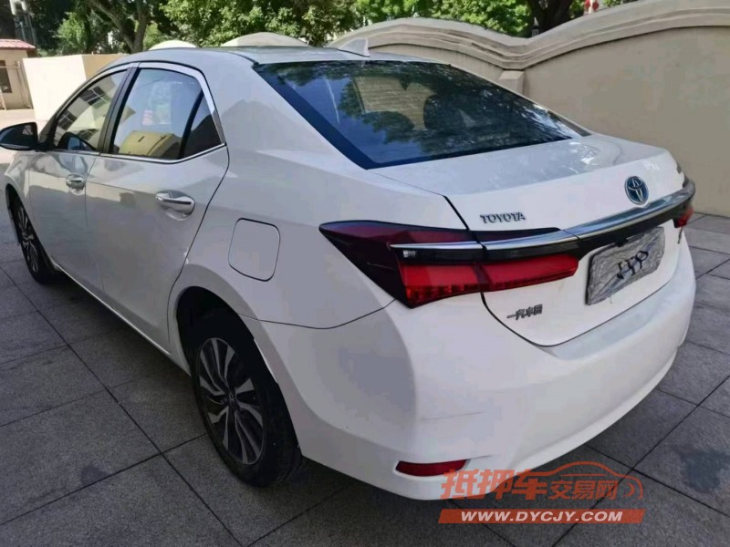 保定18年丰田雷凌5