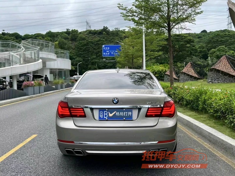深圳14年宝马7系9