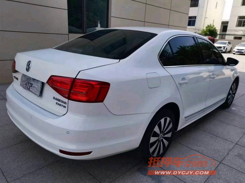 保定17年大众速腾4