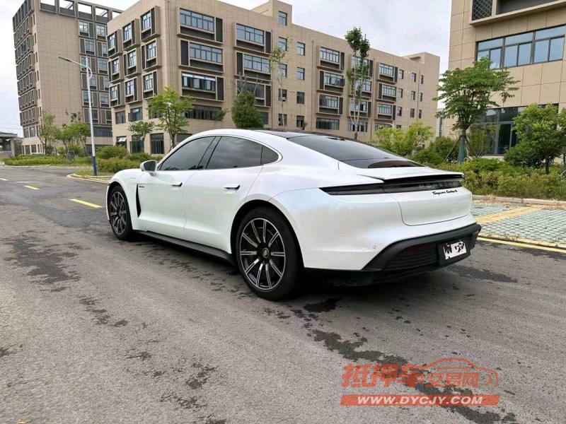 徐州22年保时捷Taycan7