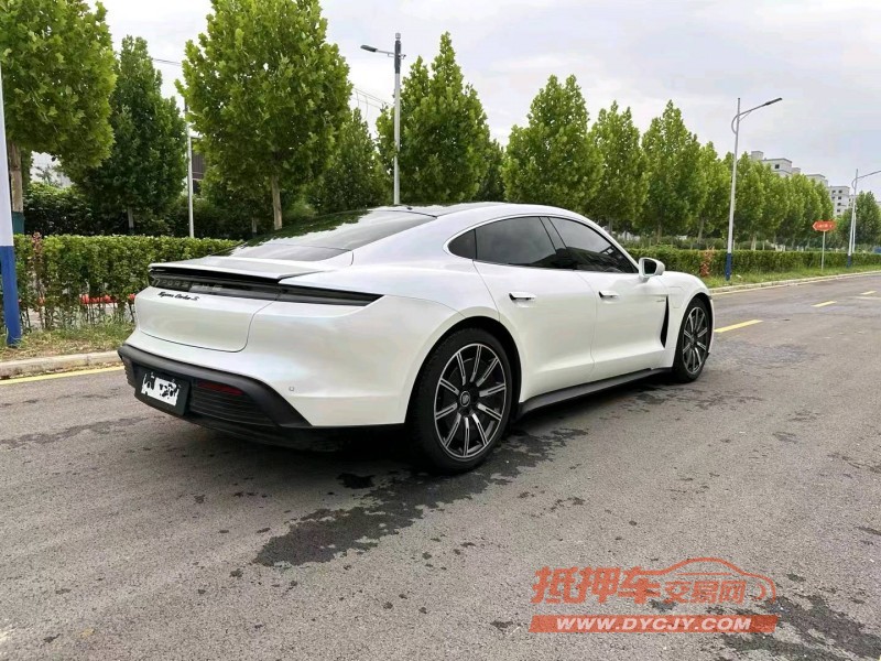 徐州22年保时捷Taycan8