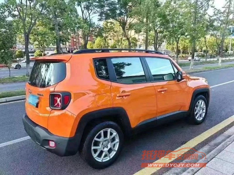 贛州20年Jeep自由俠8