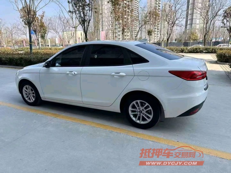 潍坊20年福特福睿斯3