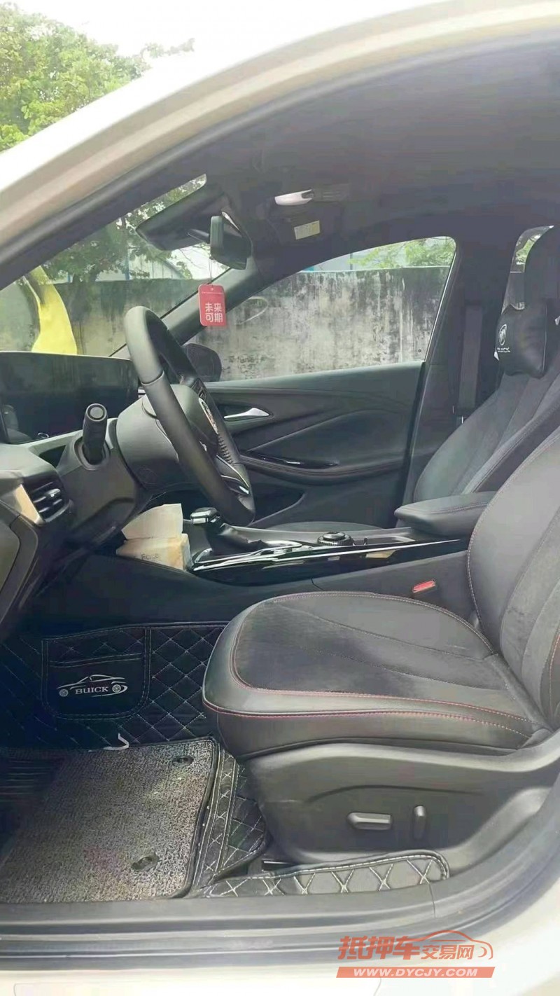 汕头23年别克威朗8