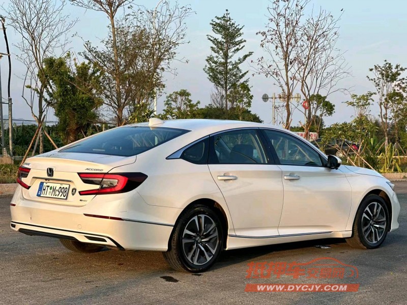 汕头22年本田雅阁8