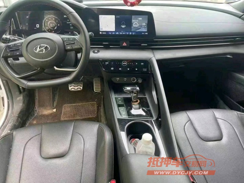 汕头22年现代伊兰特4