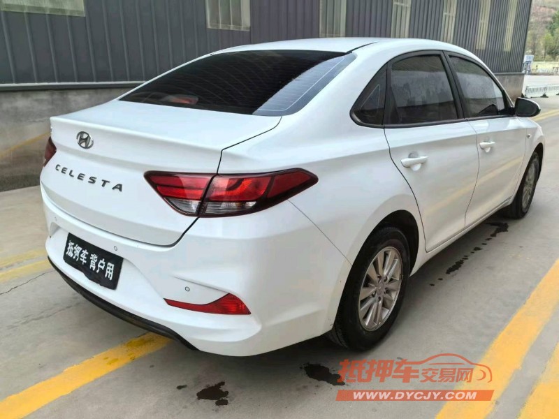 保定21年现代悦动5