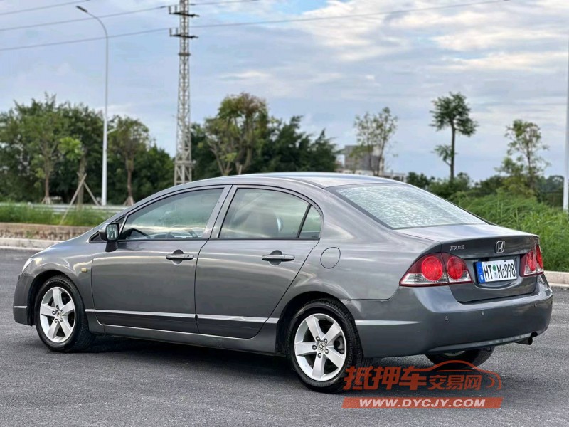 汕头14年本田思铭7