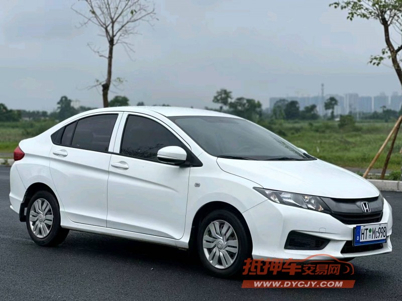 汕头17年本田锋范2