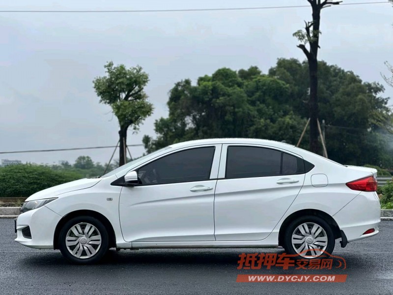 汕头17年本田锋范3