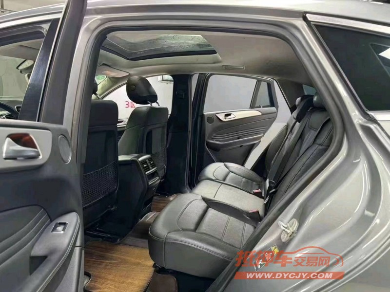 成都15年奔驰GLE9