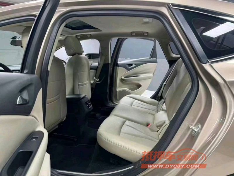 成都18年别克威朗7