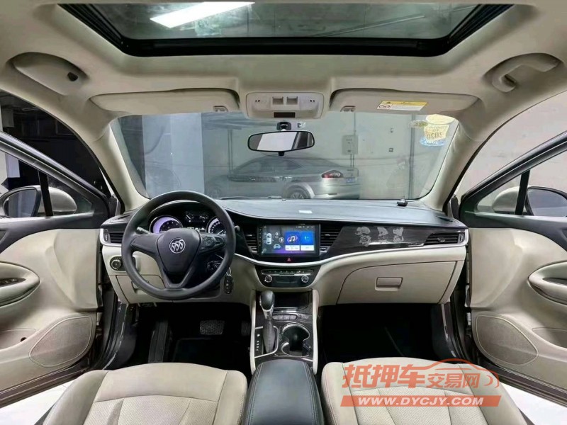 成都18年别克威朗9