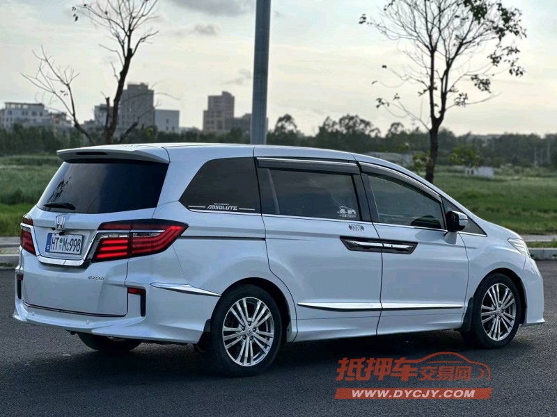 汕头16年本田艾力绅8