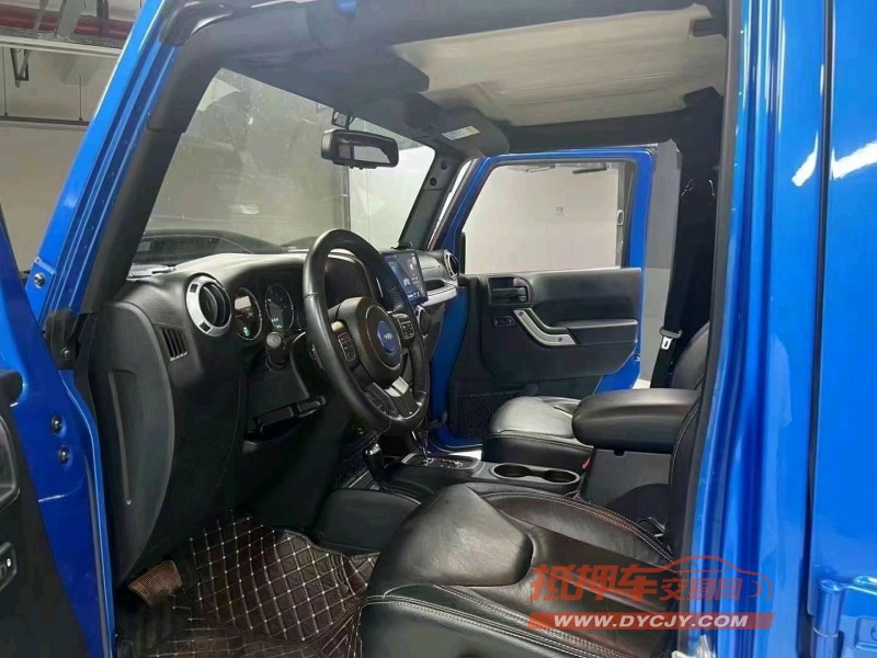 成都16年Jeep牧马人5