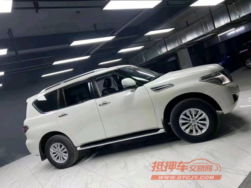 成都19年日产途乐7