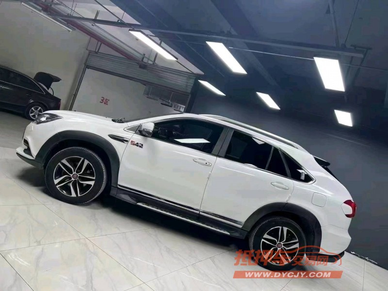 成都16年比亚迪唐3