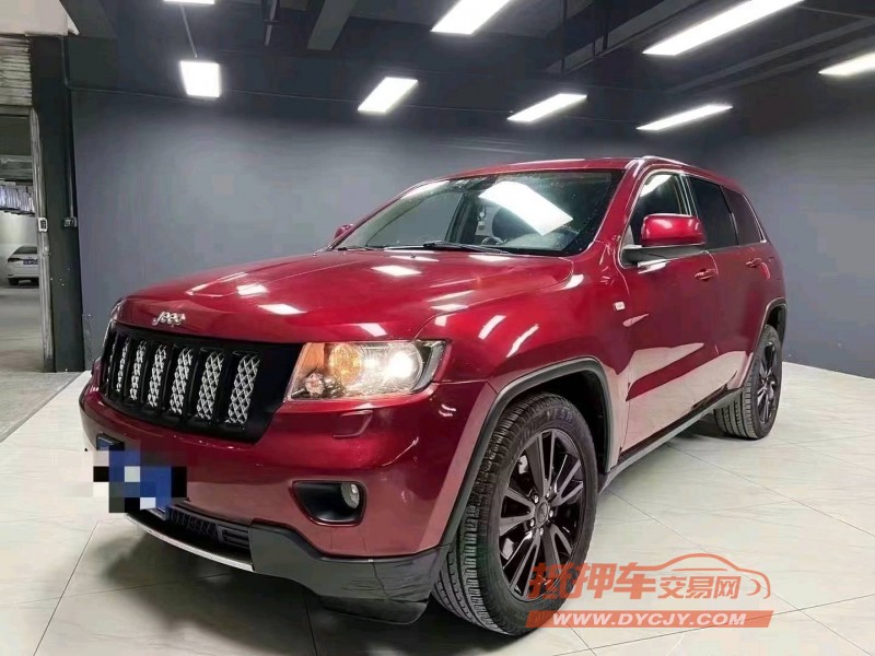 成都12年Jeep大切诺基2