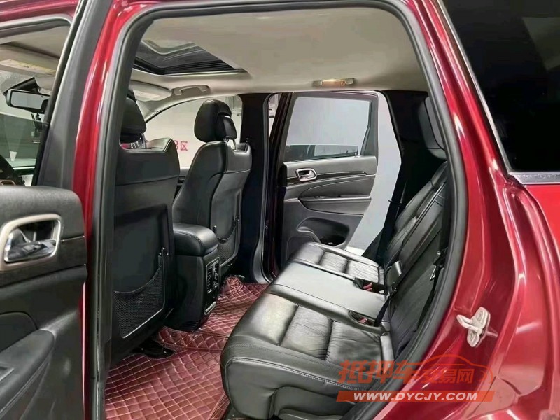 成都12年Jeep大切诺基6