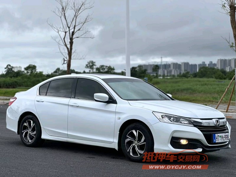 汕头18年本田雅阁2