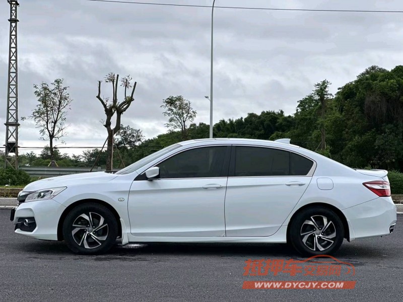 汕头18年本田雅阁3