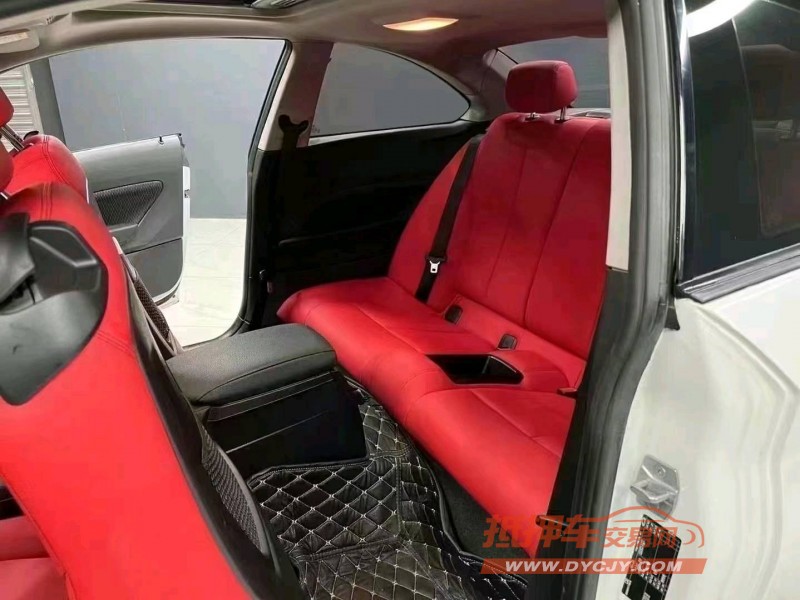 成都18年宝马2系8