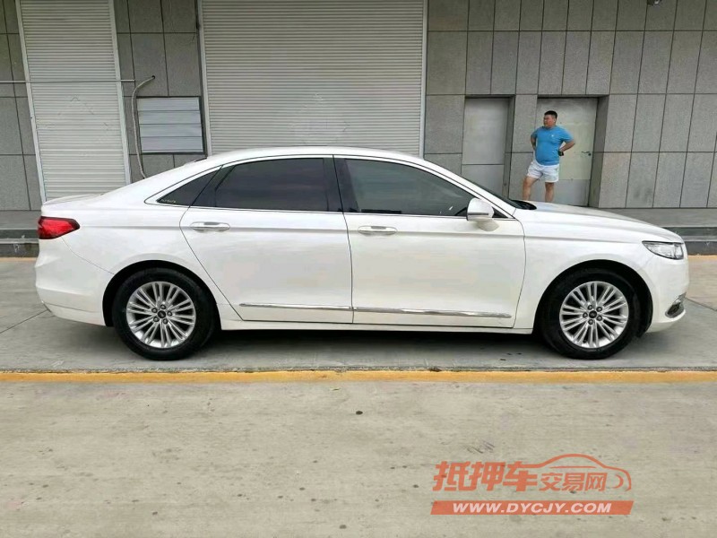 潍坊16年福特金牛座3