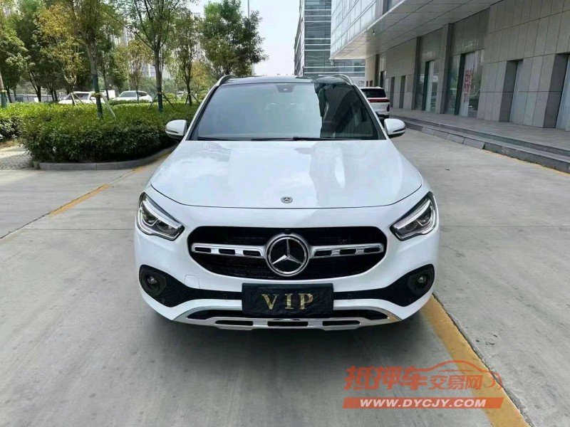 烟台21年奔驰GLA1