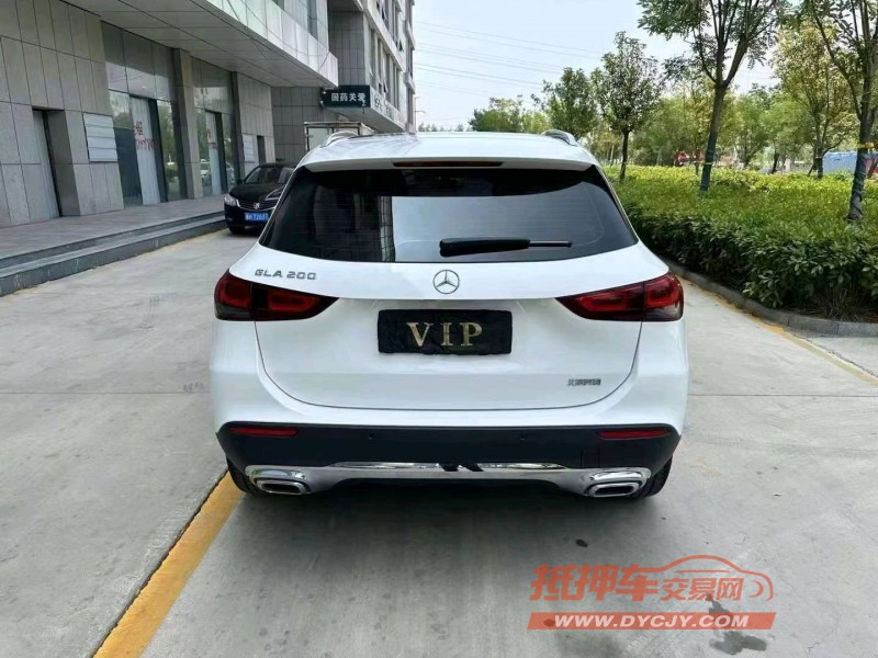 烟台21年奔驰GLA6