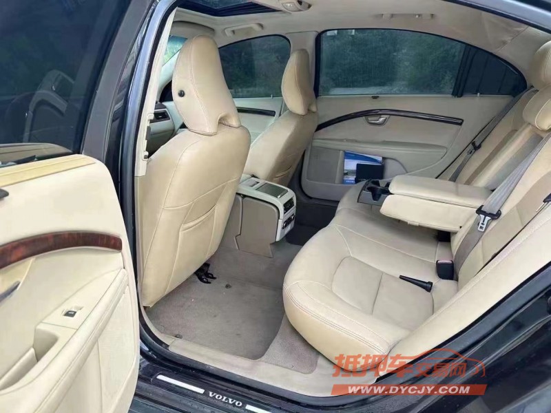 济宁11年沃尔沃S80L6