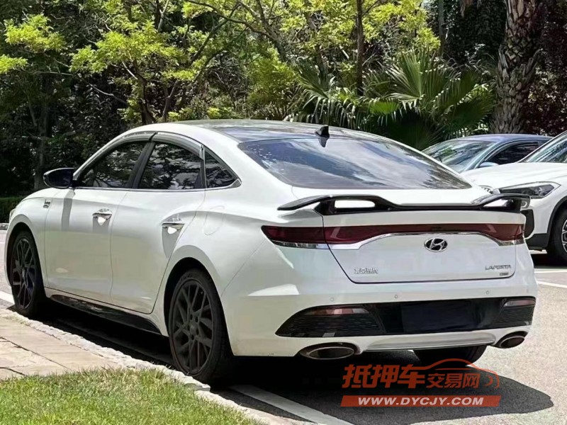济宁22年现代菲斯塔4
