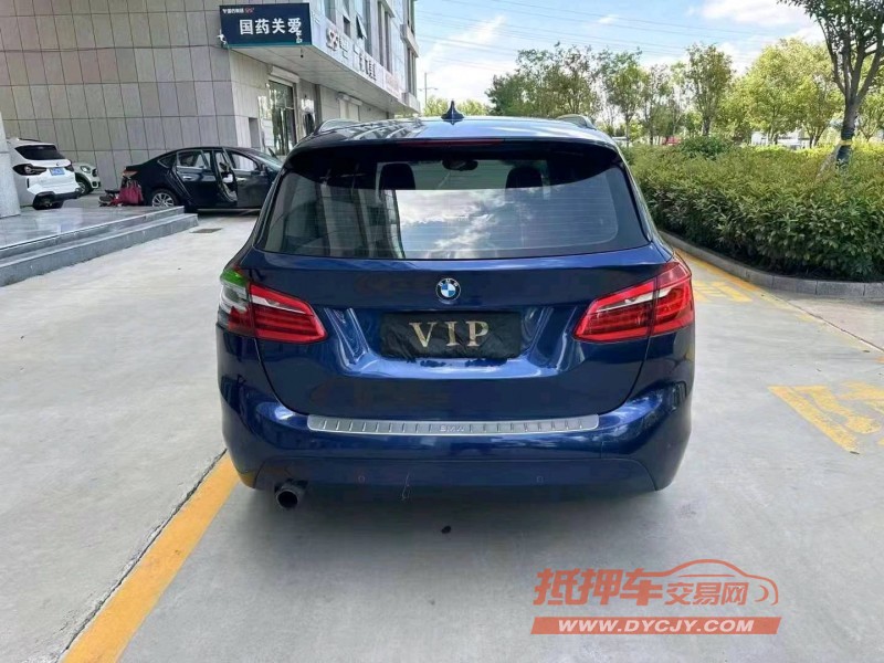 潍坊16年宝马2系4