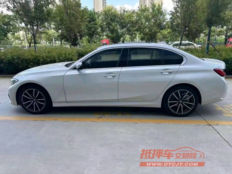 潍坊21年宝马3系3