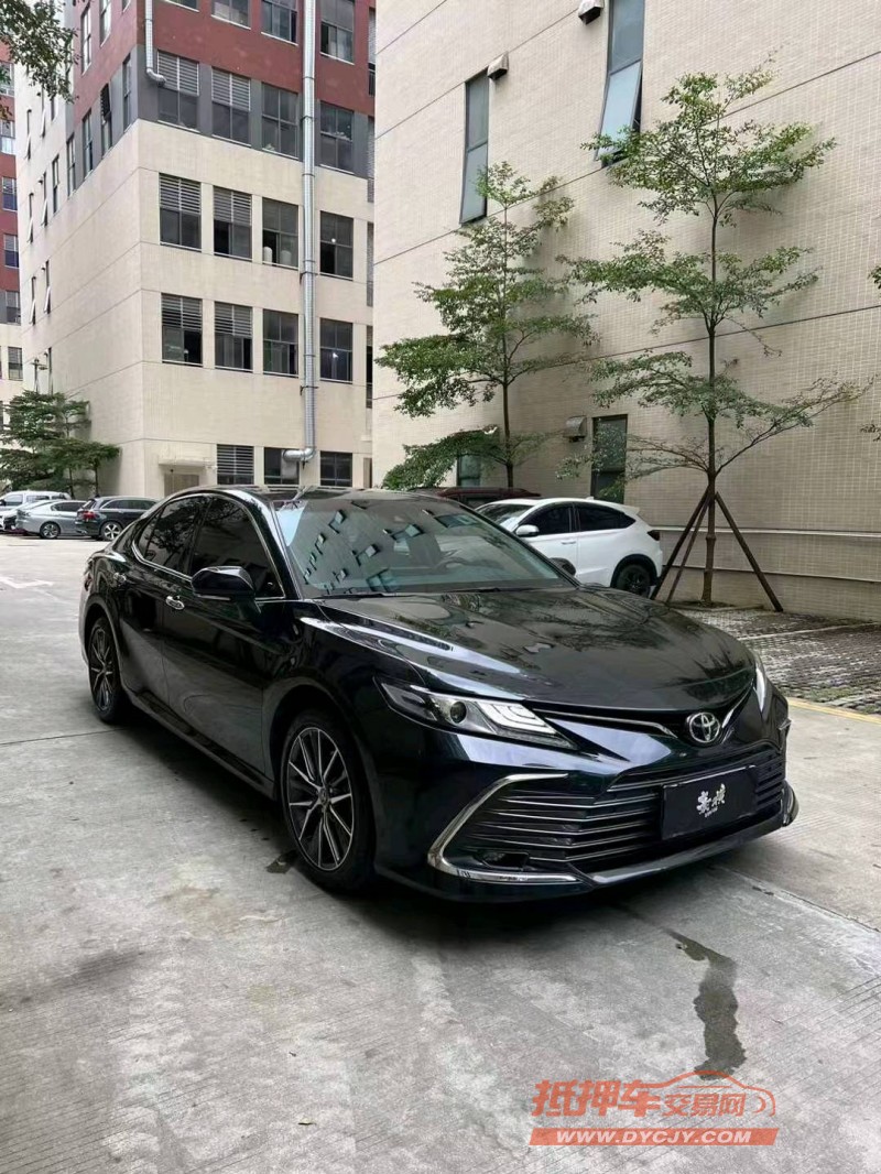 深圳22年丰田凯美瑞7