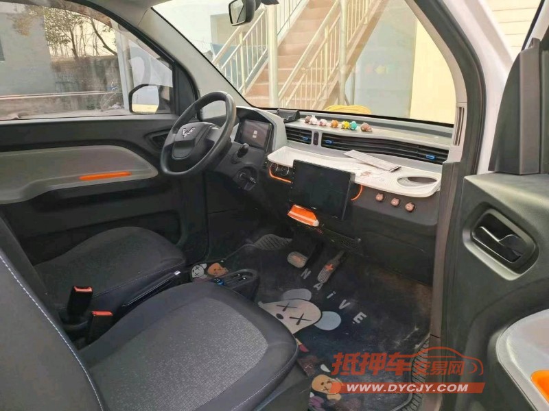 襄陽22年五菱汽車宏光MINI EV4