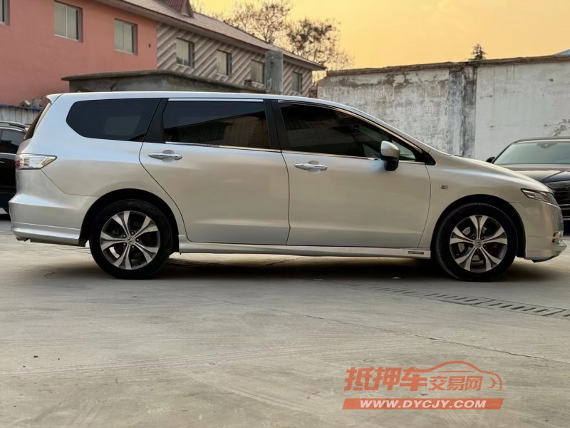 济宁13年本田奥德赛3