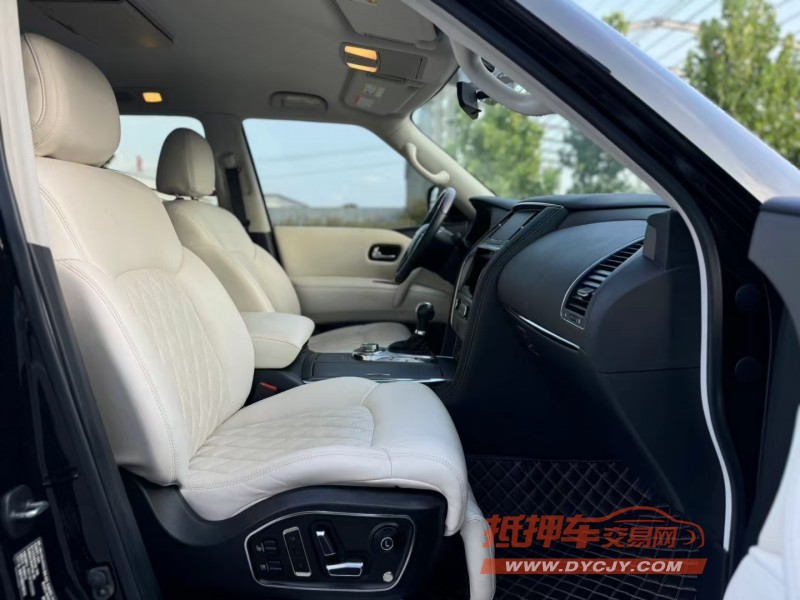 济宁19年日产途乐8