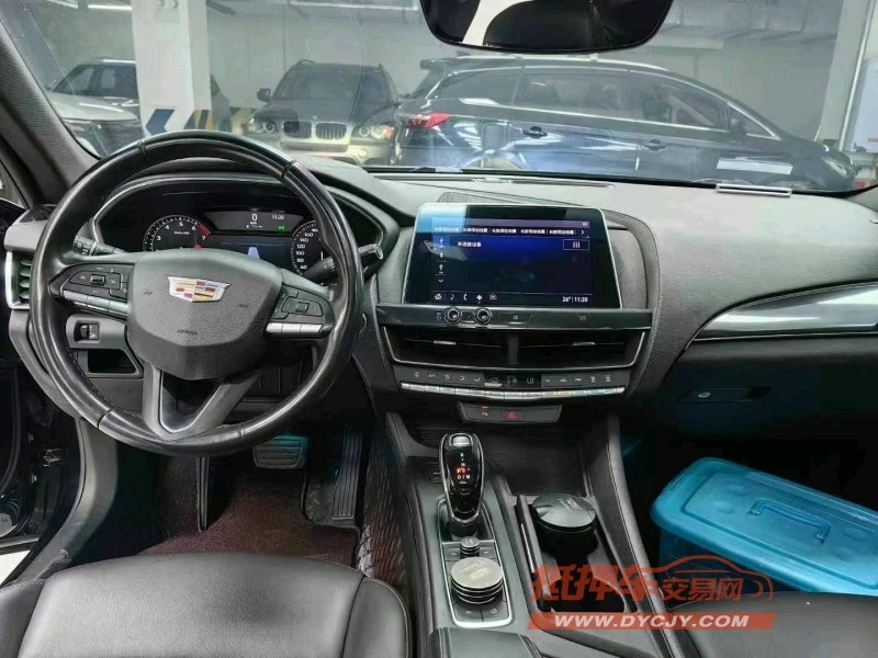 成都20年凯迪拉克CT54