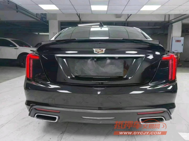 成都20年凯迪拉克CT59