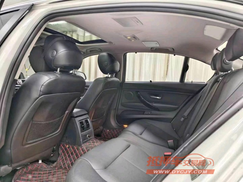 成都17年宝马3系4