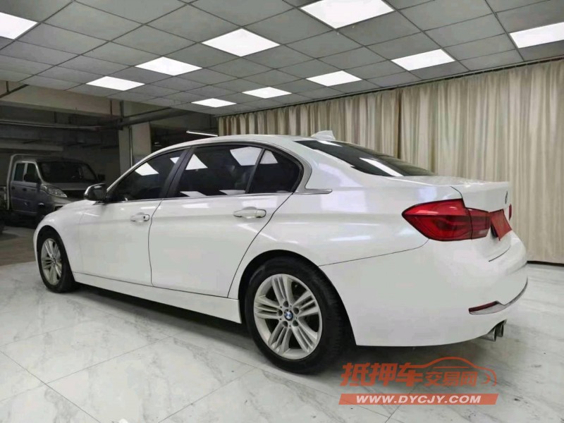 成都17年宝马3系7