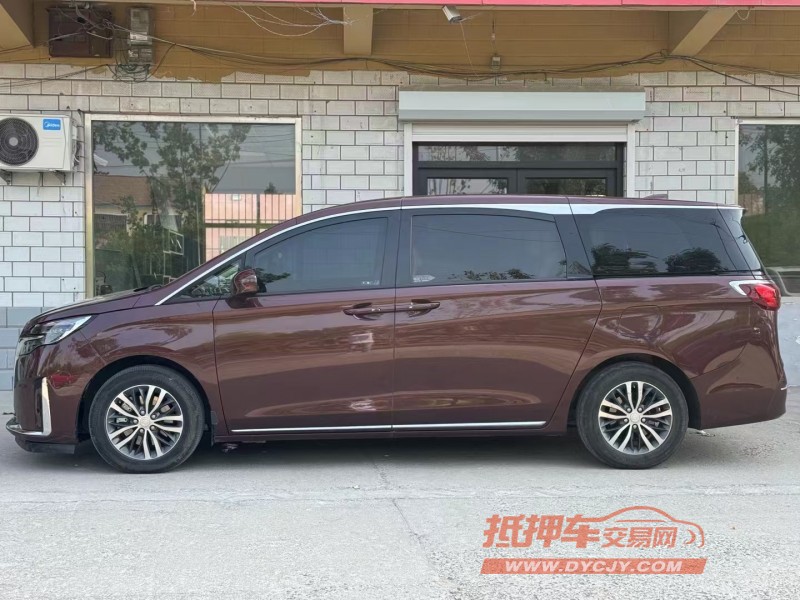 济宁23年别克GL83