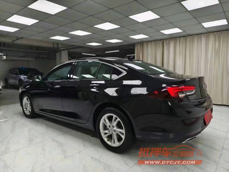 成都23年别克君威7