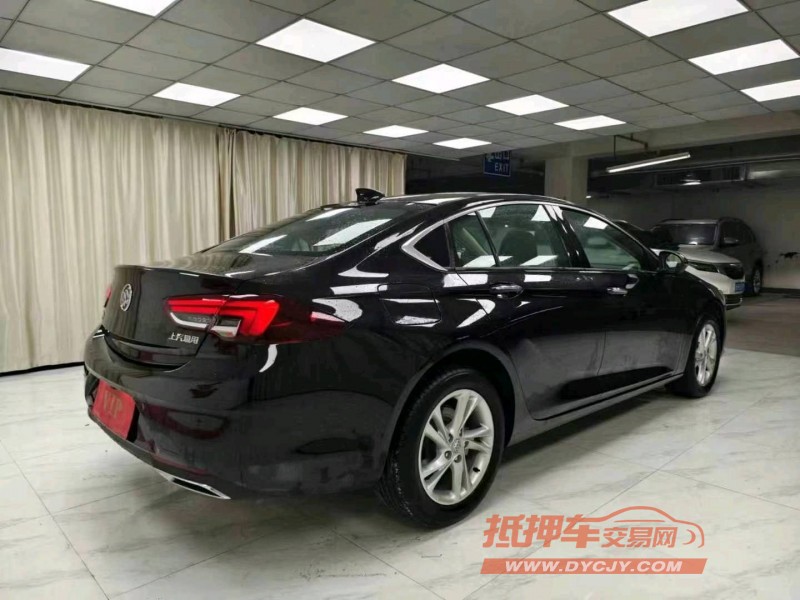 成都23年别克君威8