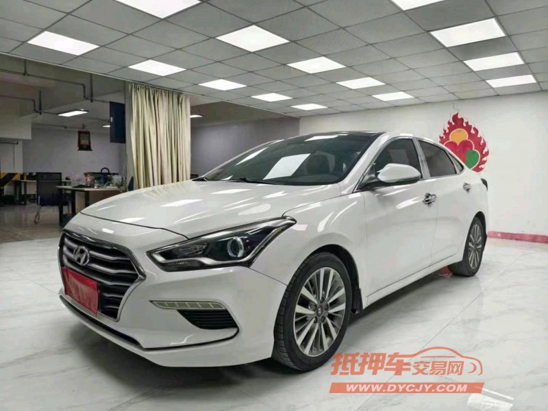 成都17年现代名图3