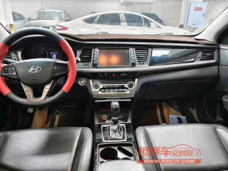 成都17年现代名图4