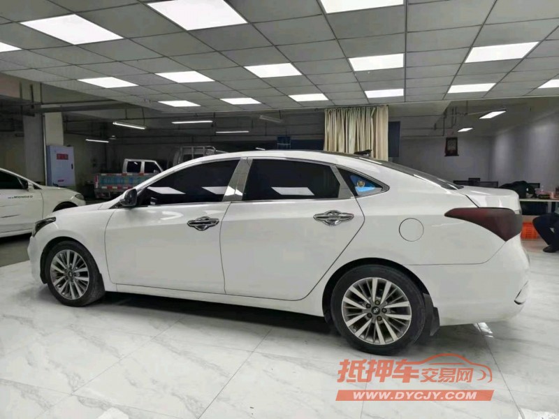 成都17年现代名图7