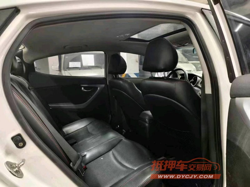 成都16年现代朗动4